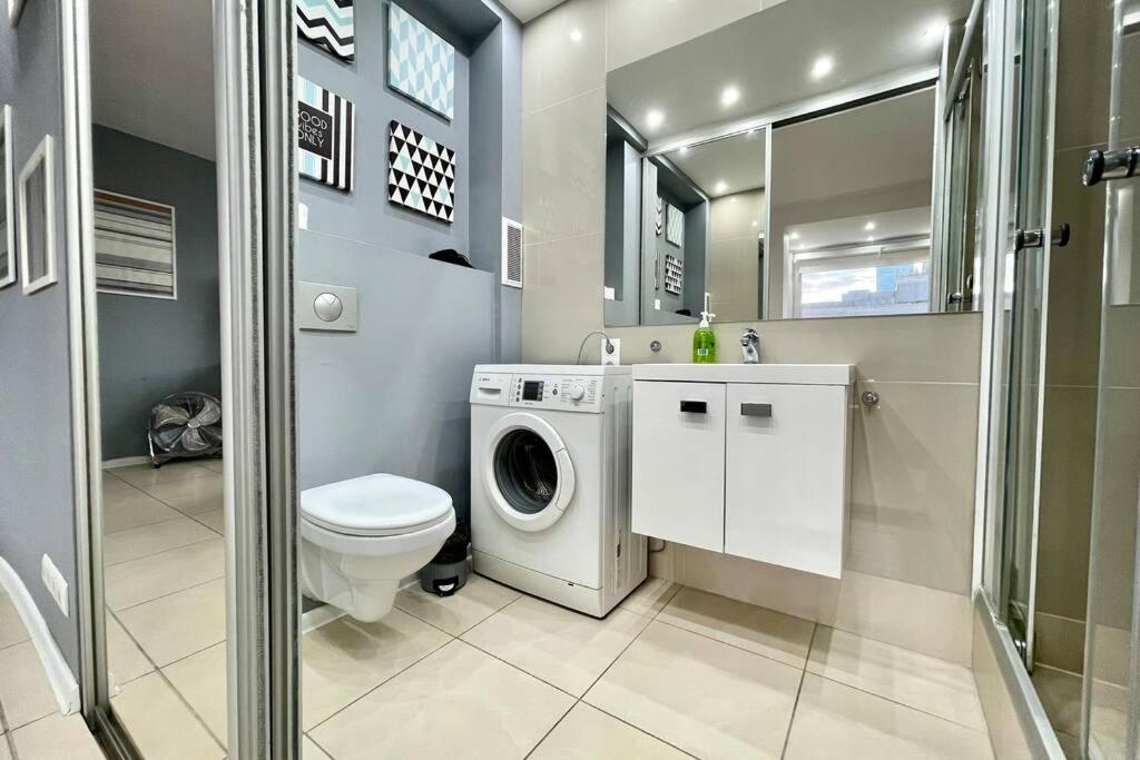 Apartamento GOLD 3 Metro x2 WiFi 300 Mbs 60'TV Netflix HBO AppleTV+ Varsovia Exterior foto